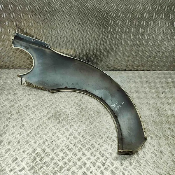 Parafuso Traseiro Esquerdo VW Beetle Cabrio 1.6L 1Y0821301 image 2