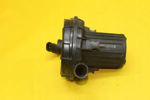 Pompe à air secondaire OEM 7838313 pour BMW E92 E60 image 3