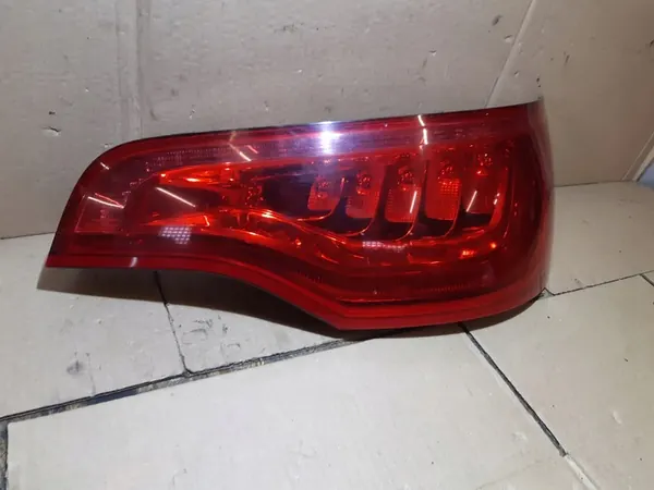 Audi Q7 4L Lift Lámpara Trasera Derecha LED 4L0945094G image 2