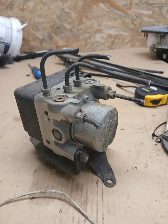 Suzuki OE ABS-pumpun ohjain OEM 56100-76J0 image 5