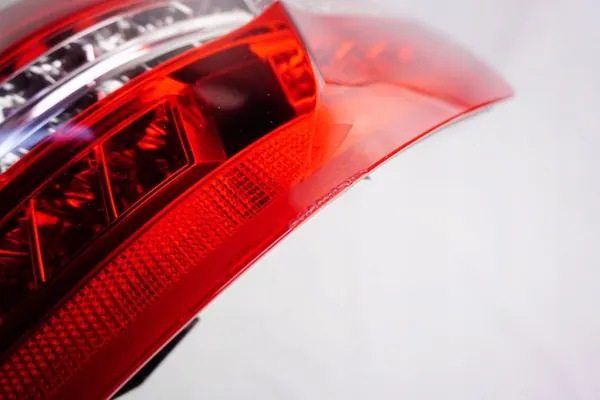 Rechter Achterlicht Mercedes W212 A2128201264 image 5