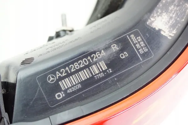 Rechter Achterlicht Mercedes W212 A2128201264 image 6
