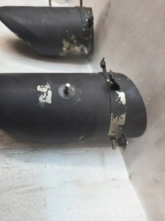 Auspuffendstücke Aston Martin DBX OEM HM535K238CB image 3