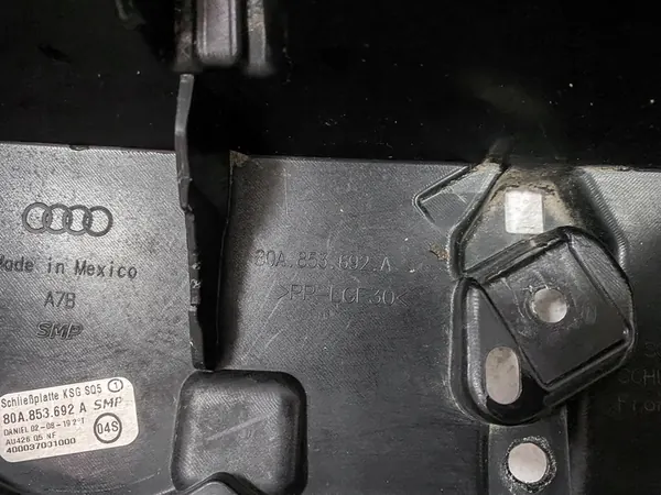 Suporte de Para-choque Frontal Audi Q5 2016 S-Line 80A853692A image 3