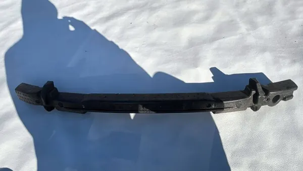 Audi A3 S3 8V Stoßfänger-Absorberschaum vorne OEM 8V3807550 image 2