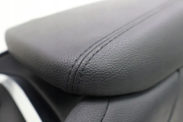Maserati Grecale GT middenconsole armsteun OEM 1274738625 image 5