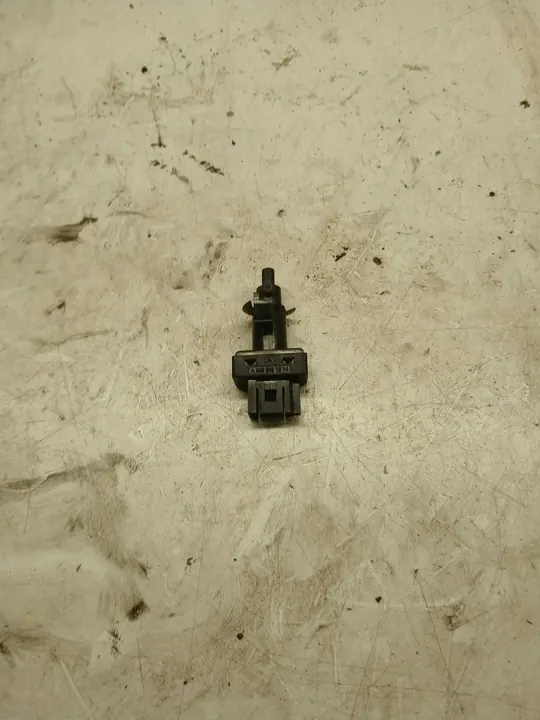 Capteur de position de pédale d'embrayage Mercedes-Benz Sprinter W906 A0085451014 image 2