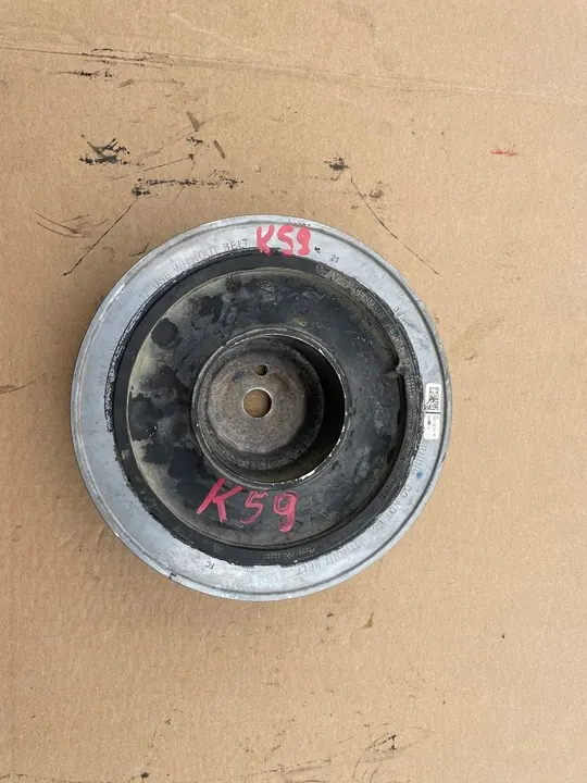 AUDI A4 A5 Q5 A6 Q7 3.0 TDI Polia 059105251EC image 9