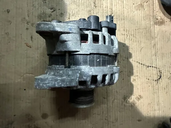 Vaihtovirtageneraattori Renault Clio IV Captur I 0.9 TCE image 2