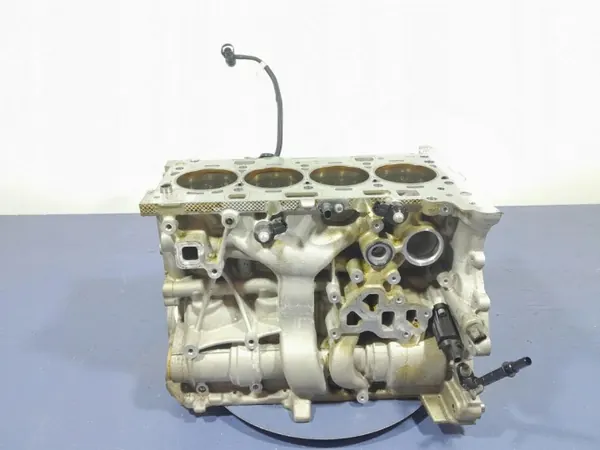 Bloque Motor BMW OEM 8632047 para Serie 2 M235i image 2