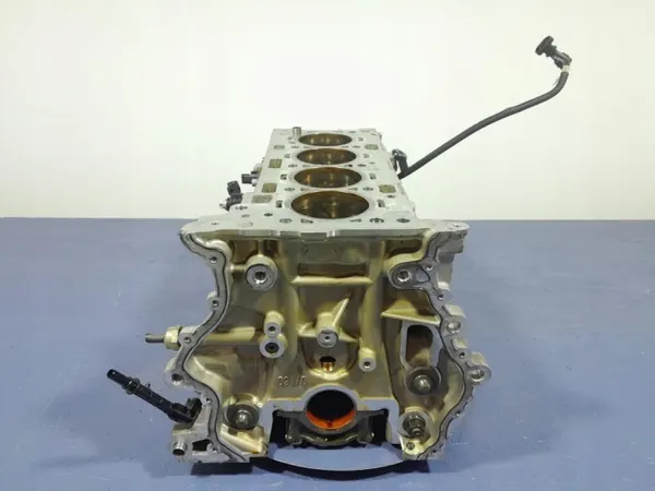 Bloque Motor BMW OEM 8632047 para Serie 2 M235i image 4