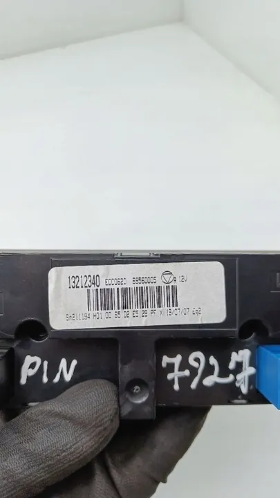 Ilmastointipaneeli Opel Vectra C 13212340 image 10