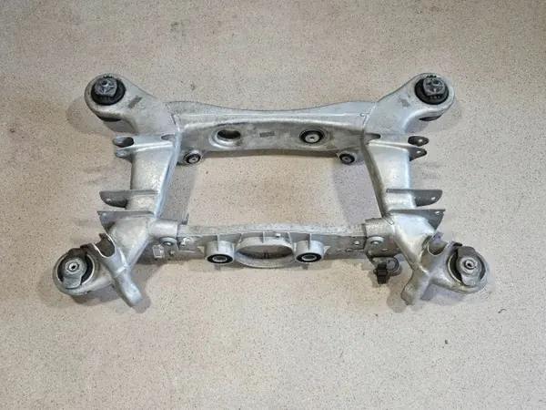OEM A2213500508 Subchasis trasero Mercedes Clase S image 2