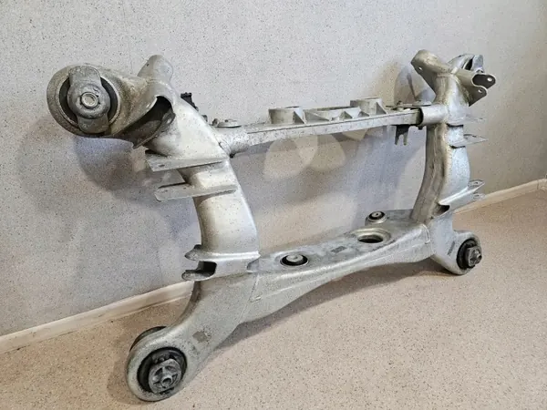 OEM A2213500508 Subchasis trasero Mercedes Clase S image 8