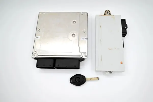 Unité de contrôle BMW 5 E60 E61 OE 7794218 image 9