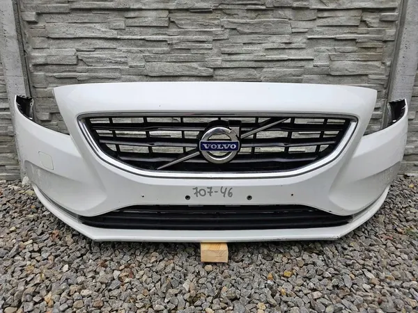 Pare-chocs avant Volvo V40 II 2012-2017 OEM MCA2710 image 2