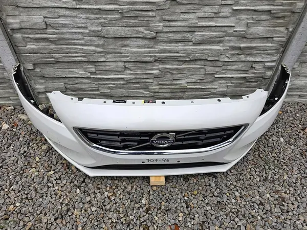 Pare-chocs avant Volvo V40 II 2012-2017 OEM MCA2710 image 3