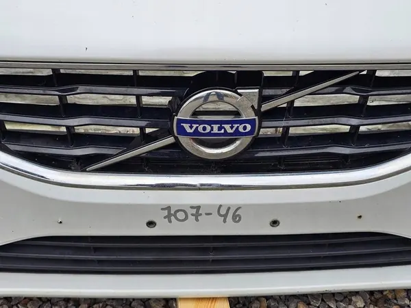 Pare-chocs avant Volvo V40 II 2012-2017 OEM MCA2710 image 8