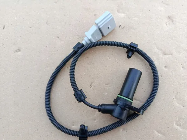 Kampiakselin sijaintianturi SKODA ROOMSTER PRAKTIK (5J) OEM 045957147C image 3