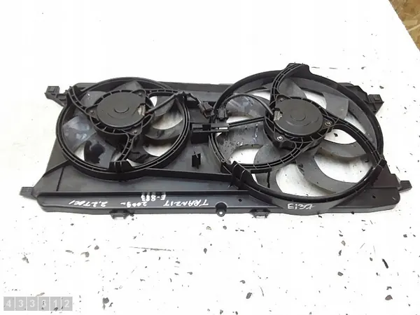 2009 Ford Transit Jäähdyttimen tuuletin suojuksella OEM image 4