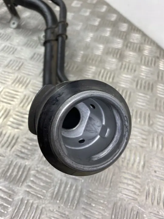 Pescoço de Abastecimento Kia OEM FOB26613 - Estado Usado image 9