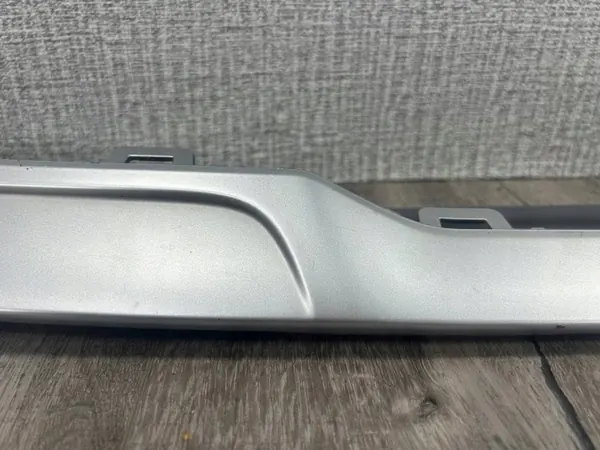 Spoiler del parachoques delantero MG HS OEM 10878161 image 3