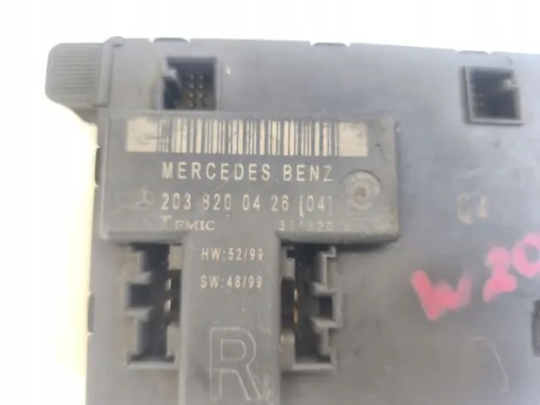 Mercedes W203 Fram Höger Dörrmodul OEM 2038200426 image 3