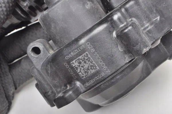 Maserati Termostaatti OEM 68312761AD Ghibli III:lle image 5