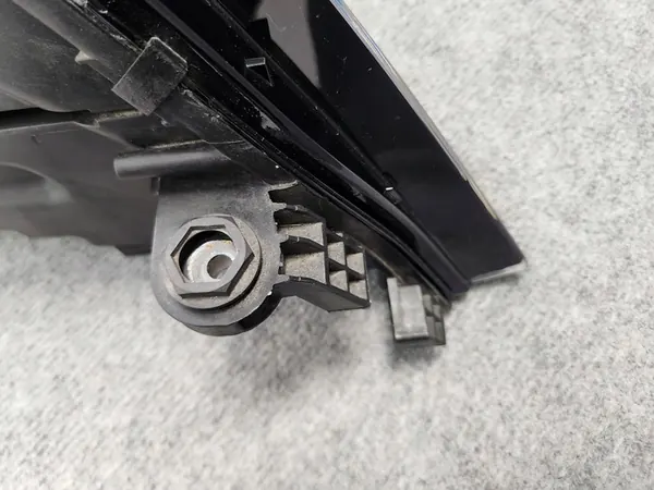 Farol Dianteiro Esquerdo - Skoda Octavia III 2017-2020 OEM image 10