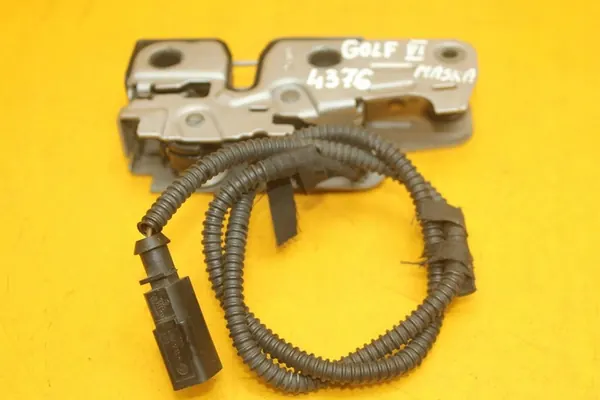 Haubenverschluss VW Golf VI 5K1823509 image 3