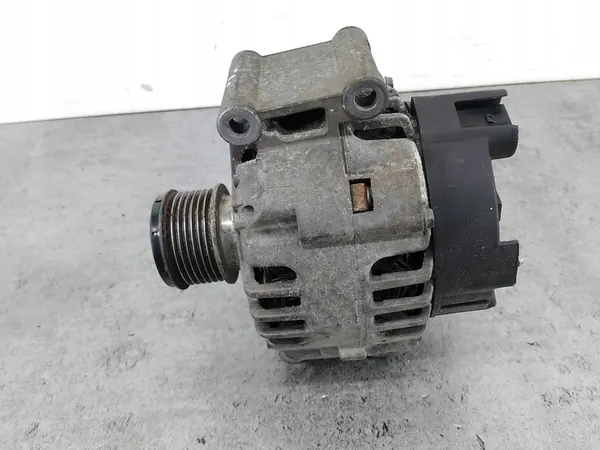Vaihtovirtageneraattori Mercedes C-luokka W203 1.8 A2711540902 image 2