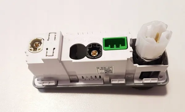 Pieza Jaguar OE FK7219C166BD Usada para XE 2017 image 3