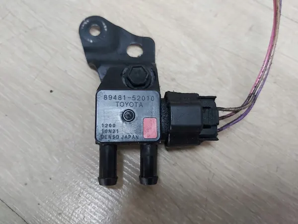 Sensor de pressão DPF Toyota AVENSIS T27 AURIS OEM 89481-52010 image 2