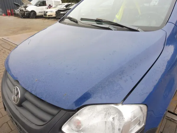 Motorhuv VW Fox image 3