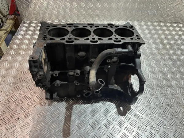Moottorilohko OEM PU26105 Kia Sorento II 2.2 CRDI image 2