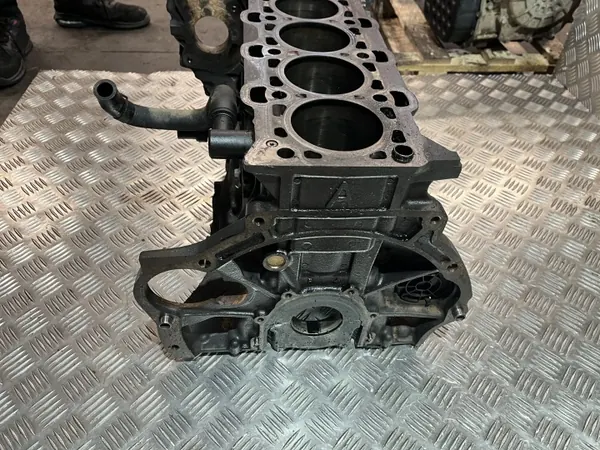 Moottorilohko OEM PU26105 Kia Sorento II 2.2 CRDI image 3