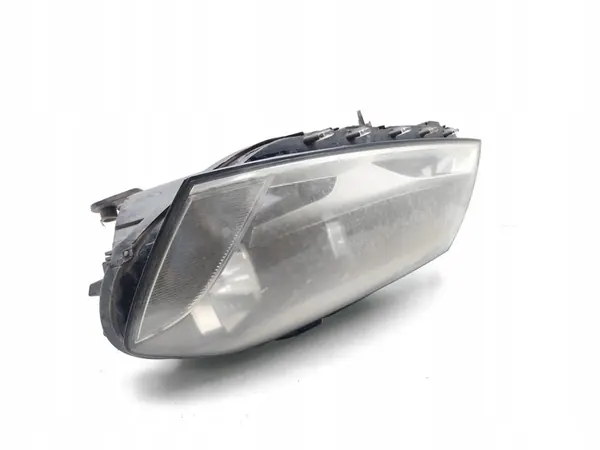 VW Passat Etu Vasemman Ajovalon 2013 Sedan 3AC941005 image 3