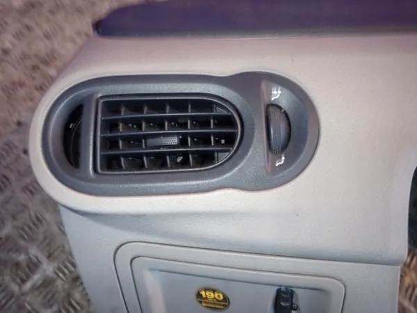Salpicadero OEM Zawada-343564- para Renault Modus 04-07 image 6