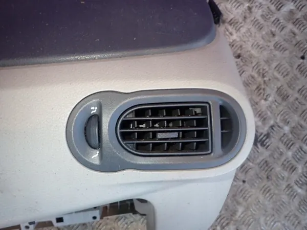 Salpicadero OEM Zawada-343564- para Renault Modus 04-07 image 7