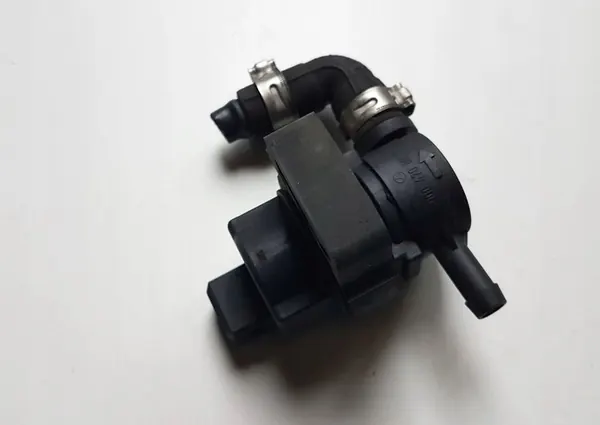 Válvula de vácuo Mercedes-Benz S W221 2011 image 4