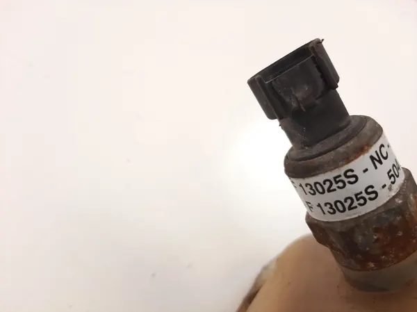 2006 Iveco Daily 40.8 Kühlmittel Ausgleichsbehälter 504093466 image 4