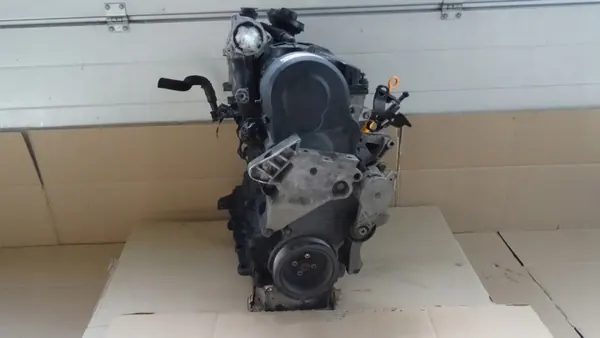 Motor 1.9 TDI BKC usado para Audi A3 8P, VW Golf V image 7