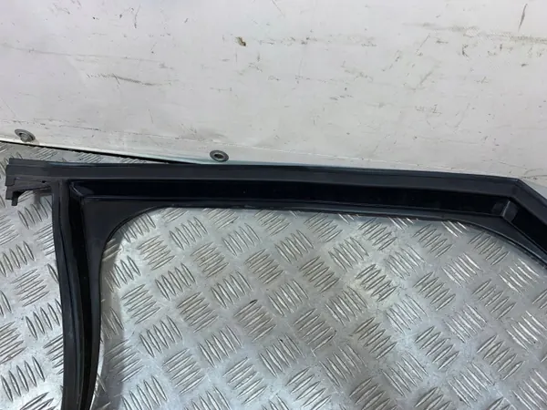 Mini Cooper F60 etuoven ikkunatiiviste OEM 7390094A110 image 3