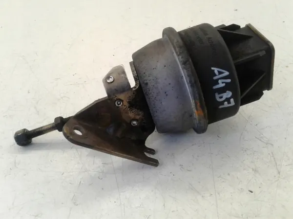 Actuador turbo usado para Audi A4 B7 2.0 image 2