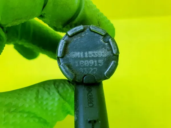 Sensor válvula controle pressão óleo OEM 06M115393D image 3