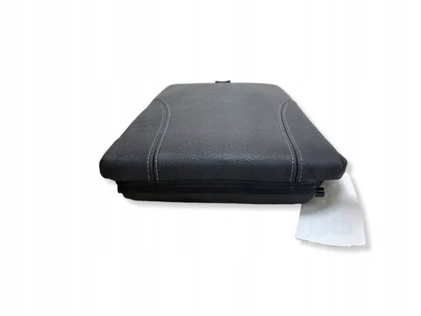 BMW X4 F26 Taka käsinoja OEM UTO82499 - Käytetty image 3