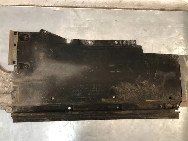 Left Underbody Shield OEM 8K0825207D for Audi A5 8T image 4