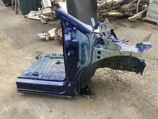 Audi Q4 e-tron F4B 2024 Voor Rechter Spatbord OEM 265159 image 2