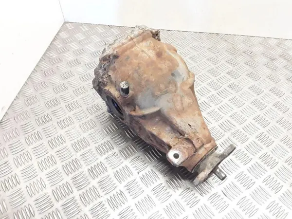 Différentiel arrière OEM A2033510008 pour Mercedes C W203 image 2