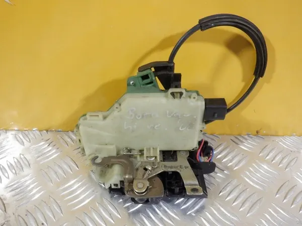 VW BORA RECHTS HINTEN TÜRSCHLOSS 3B4839016AE image 2